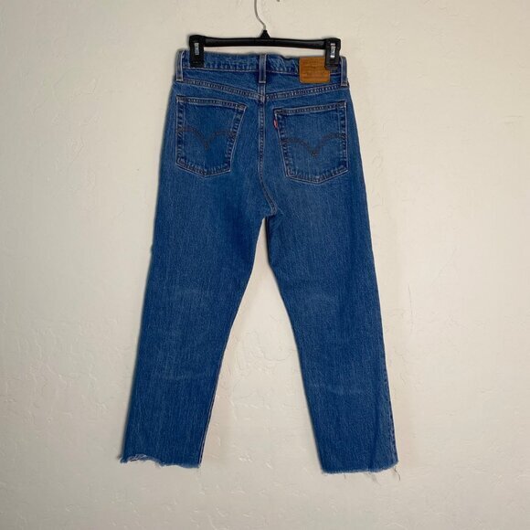 Levi's Jeans Wedgie Straight Women's Dark Wash 26 Button Fly‎ Raw Hem - Picture 2 of 14